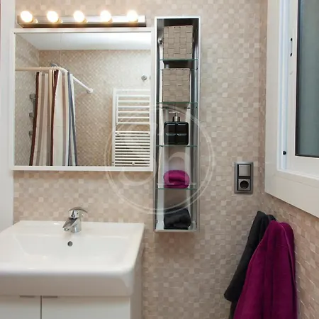 Acogedor Junto A Sagrada Familia Appartement